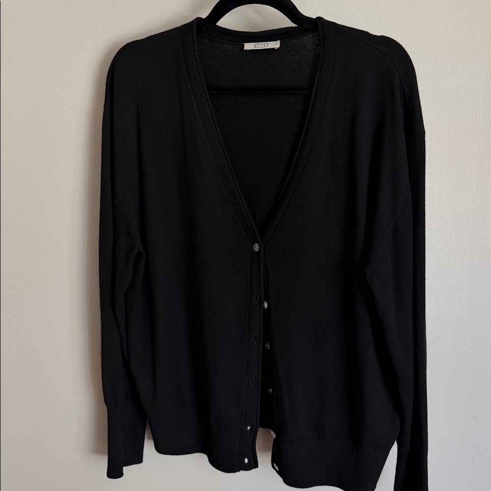 AYR Black Button-Up Airport Cardi size large